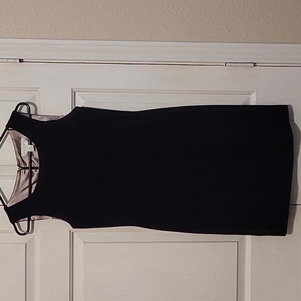 Timeless LBD